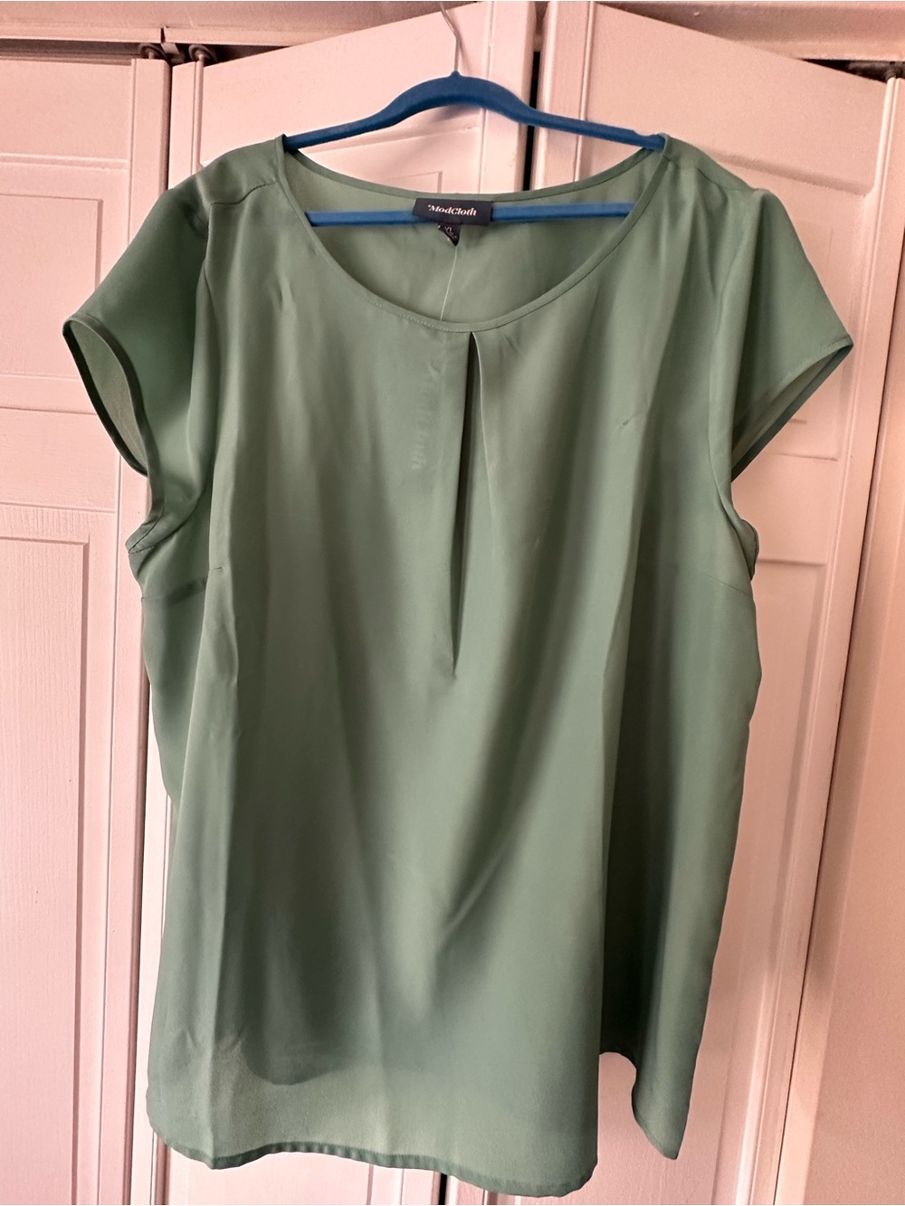 ModCloth Cap Sleeve Pleat Front Blouse NWT